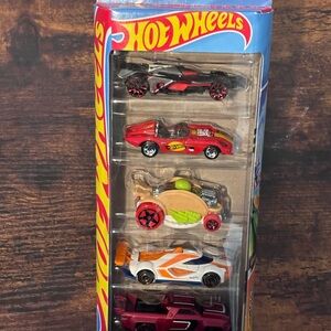 Hot Wheels NETFLIX LET's RACE 5 Pack Die-Cast Vehicles (2025 Mattel) NEW